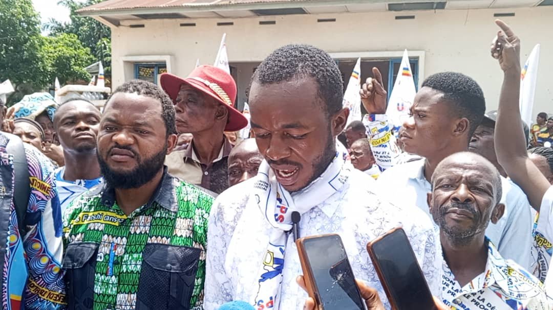 A disorderly march held this weekend in the streets of Kananga has exposed a troubling political maneuver within the Union for Democracy and Social Progress (UDPS).