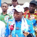 The Permanent Secretary of the Sacred Union of the Nation (USN), André Mbata Betu Kumesu Mangu, arrived in Kananga, the capital of Central Kasai Province, on Sunday, January 4, 2026, as part of a political outreach and engagement visit with leaders and grassroots members of the presidential majority