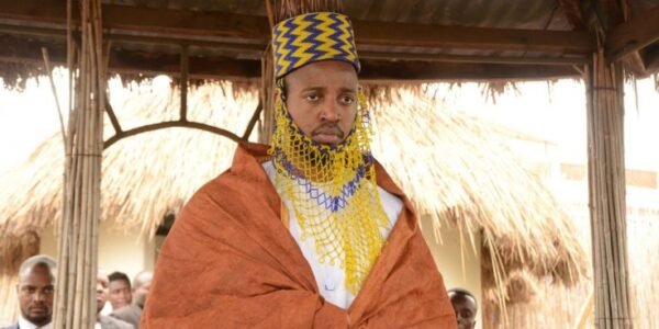King Oyo Nyimba of Uganda’s Toro Kingdom, who became the world’s youngest reigning monarch in 1995 at age three, has died aged 34.
